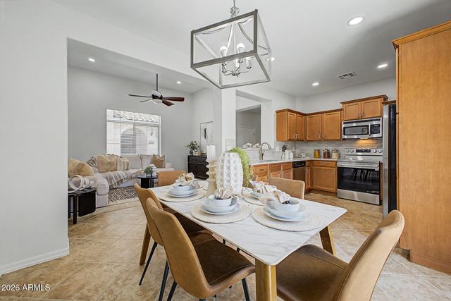 2163 W SCULLY Drive, Phoenix, AZ 85023
