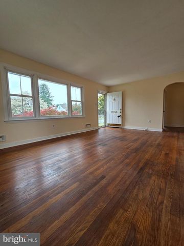 2804 GARFIELD AVE, Reading, PA 19609