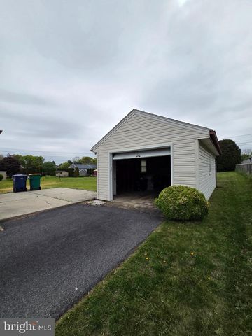 2804 GARFIELD AVE, Reading, PA 19609