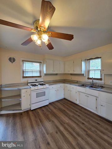 2804 GARFIELD AVE, Reading, PA 19609