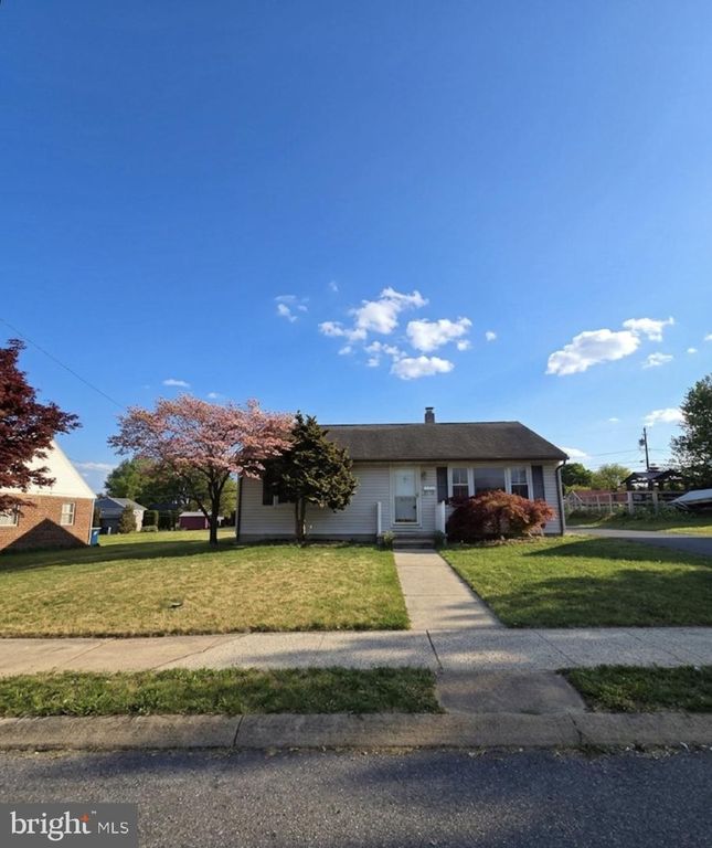 2804 GARFIELD AVE, Reading, PA 19609