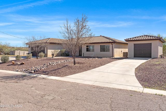 379 Paseo Picamaderos, Rio Rico, AZ 85648