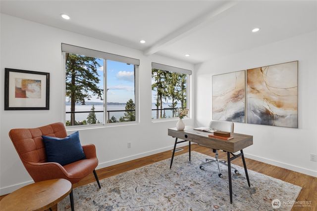 2003 82nd Avenue SE, Mercer Island, WA 98040