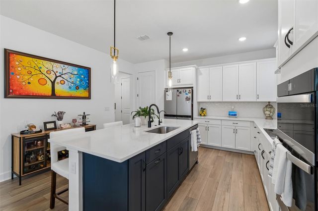 2021 AMELIA BAY PLACE, Valrico, FL 33596