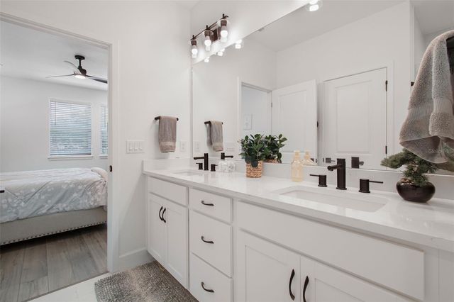 2021 AMELIA BAY PLACE, Valrico, FL 33596