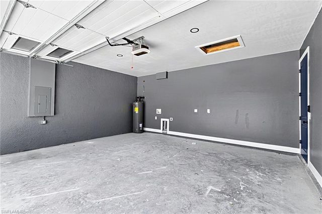 2983 Dunbar AVE, Fort Myers, FL 33916