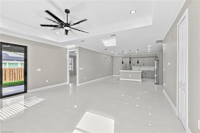 2983 Dunbar AVE, Fort Myers, FL 33916