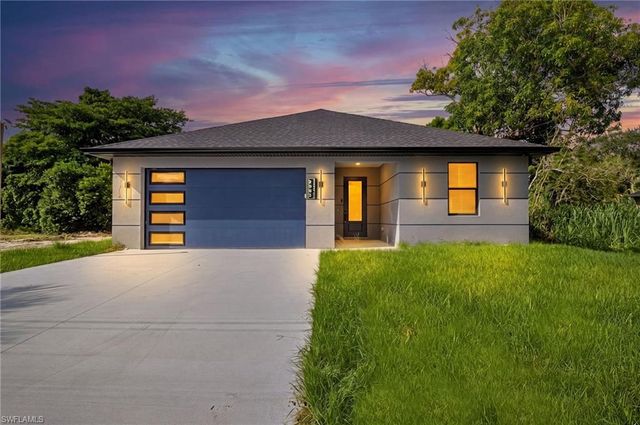 2983 Dunbar AVE, Fort Myers, FL 33916