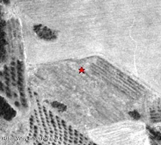 132 Lockwood Road, Hudson, NY 12534