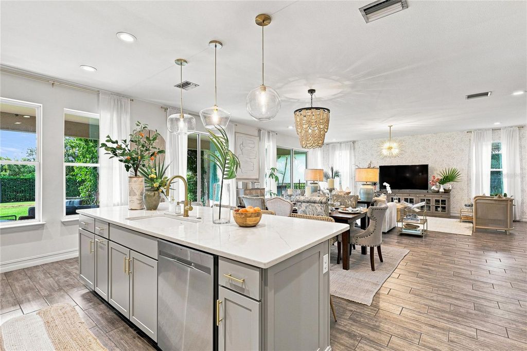 Image 13 of property listing at 12320 TERRACOTTA DRIVE, Bradenton, FL 34211