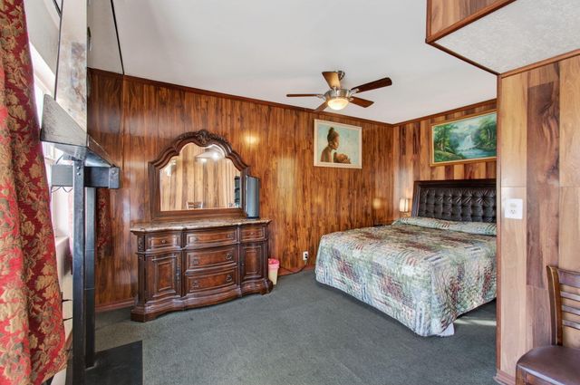 704 N Dixie Highway, Lantana, FL 33462