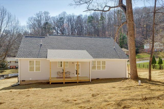 266 Fairfield LN, Troutville, VA 24175