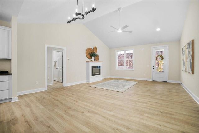 266 Fairfield LN, Troutville, VA 24175