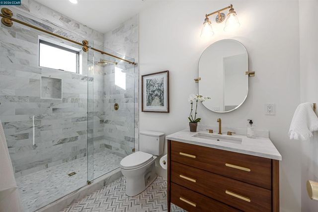 1570 Rancho View Dr, Lafayette, CA 94549