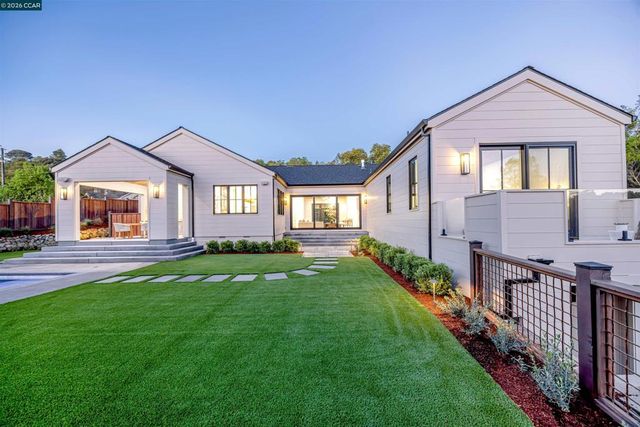 1570 Rancho View Dr, Lafayette, CA 94549