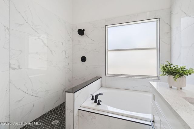 2300 Rhinehart Road SE, Palm Bay, FL 32909