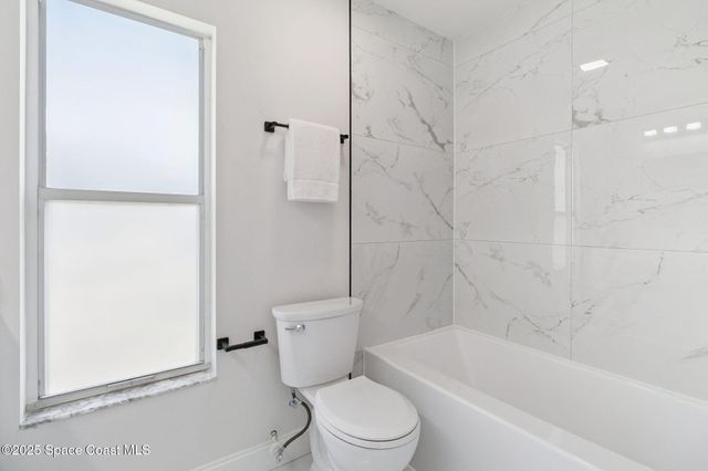 2300 Rhinehart Road SE, Palm Bay, FL 32909