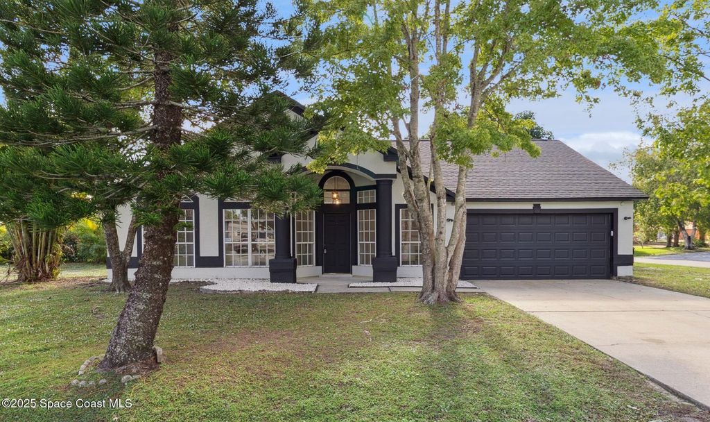 2300 Rhinehart Road SE, Palm Bay, FL 32909