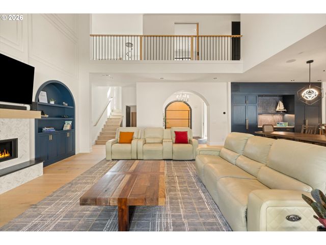 19151 MARLIN Ct, Lake Oswego, OR 97035