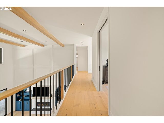 19151 MARLIN Ct, Lake Oswego, OR 97035