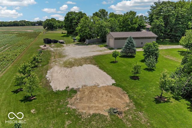 3562 E 600 N, Whiteland, IN 46184