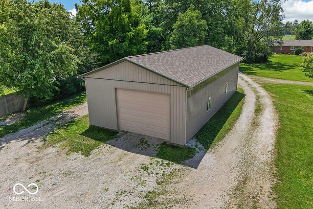 3562 E 600 N, Whiteland, IN 46184