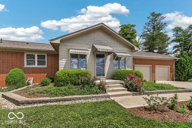 3562 E 600 N, Whiteland, IN 46184