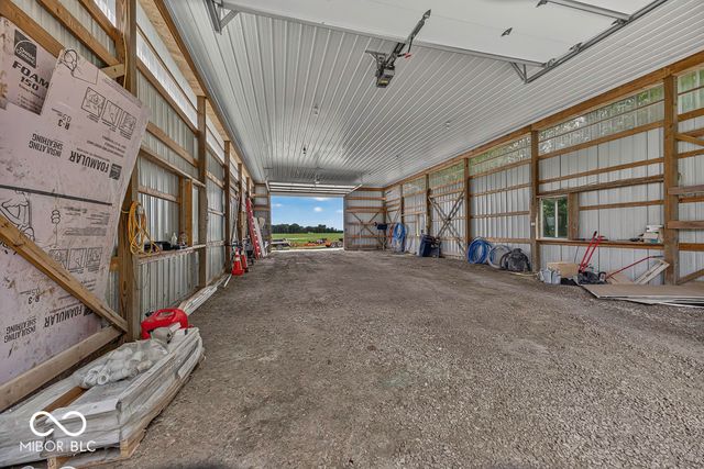 3562 E 600 N, Whiteland, IN 46184