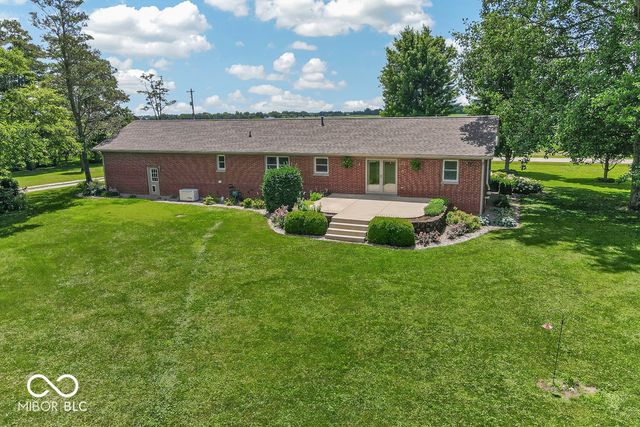 3562 E 600 N, Whiteland, IN 46184