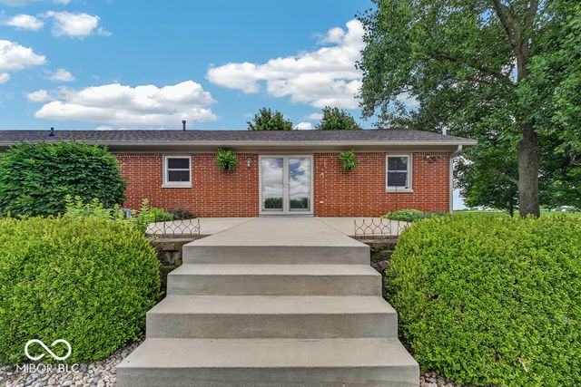 3562 E 600 N, Whiteland, IN 46184