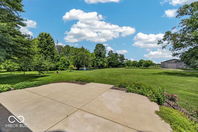 3562 E 600 N, Whiteland, IN 46184