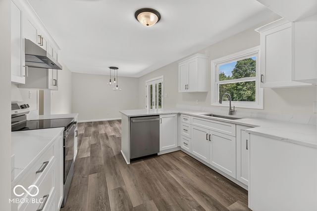 3562 E 600 N, Whiteland, IN 46184