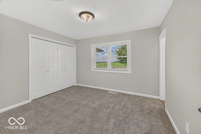 3562 E 600 N, Whiteland, IN 46184