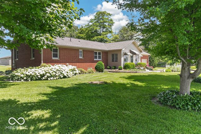 3562 E 600 N, Whiteland, IN 46184