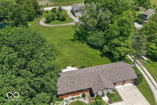 3562 E 600 N, Whiteland, IN 46184