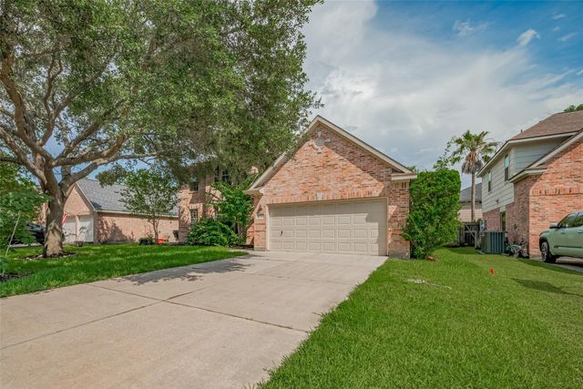 619 Bending Bough Dr, Spring, TX 77388