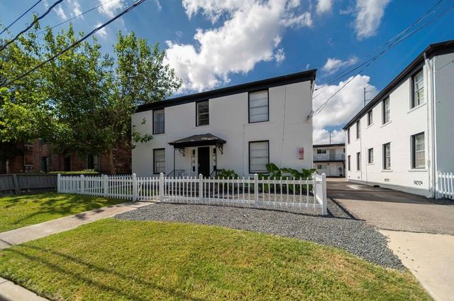 1849 W Main Street 15, Houston, TX 77098