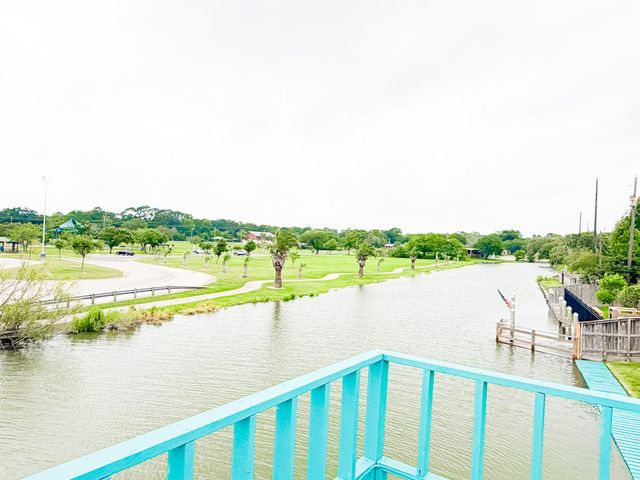 27 Marlin Lane, Baytown, TX 77520