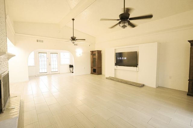 27 Marlin Lane, Baytown, TX 77520
