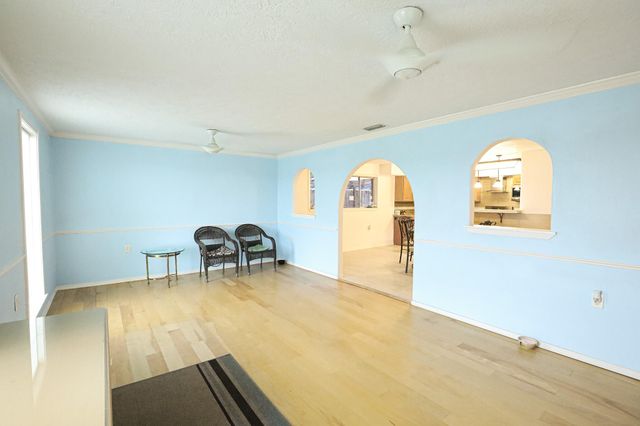 27 Marlin Lane, Baytown, TX 77520