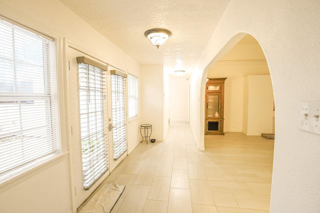 27 Marlin Lane, Baytown, TX 77520