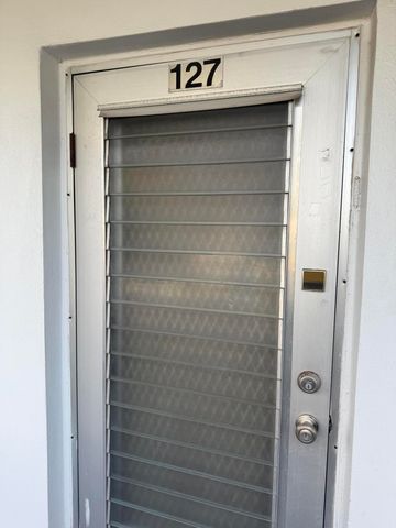 127 Northampton G G, West Palm Beach, FL 33417