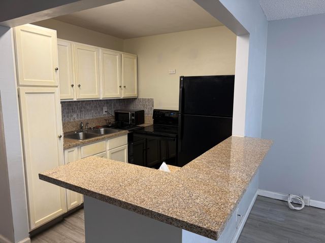 127 Northampton G G, West Palm Beach, FL 33417