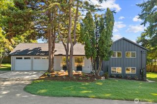 8602 216th Street SW, Edmonds, WA 98026
