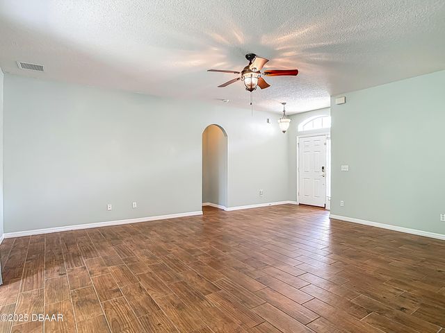 189 Perfect Drive, Daytona Beach, FL 32124