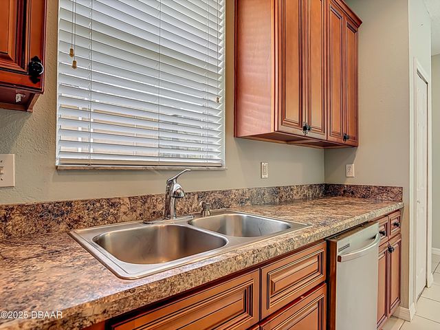 189 Perfect Drive, Daytona Beach, FL 32124