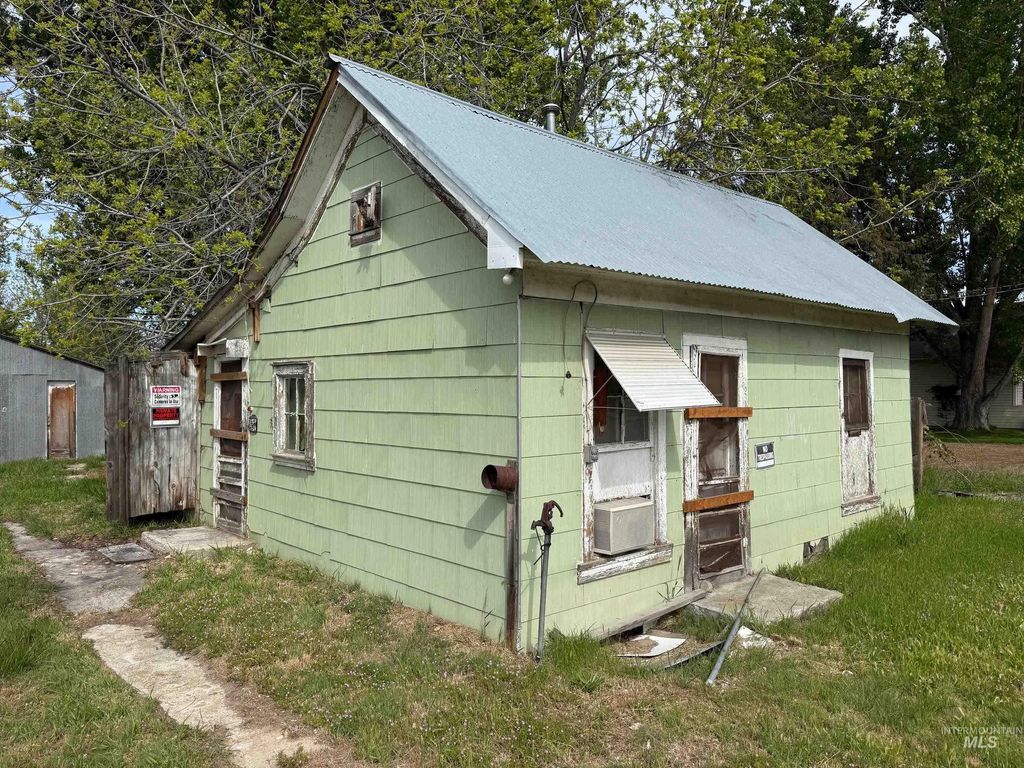 214 S Middleton Rd, Middleton, ID 83644 photo 5