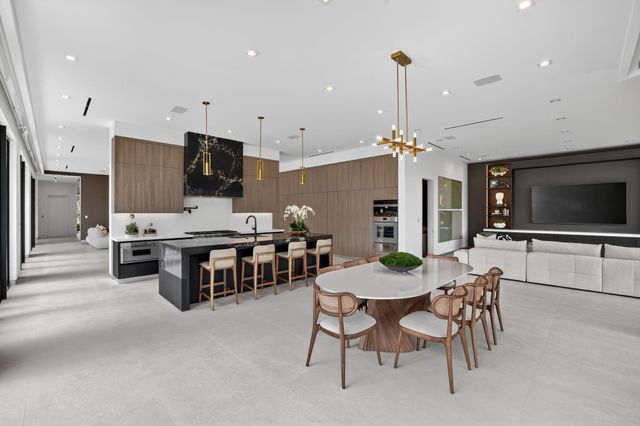 4312 NE 23 Avenue, Fort Lauderdale, FL 33308