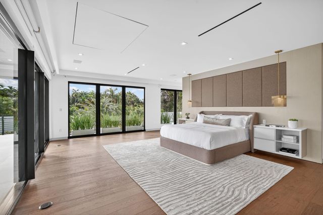 4312 NE 23 Avenue, Fort Lauderdale, FL 33308