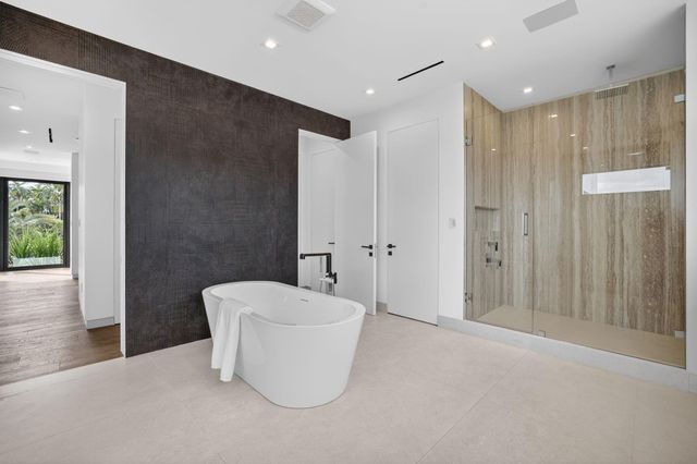 4312 NE 23 Avenue, Fort Lauderdale, FL 33308